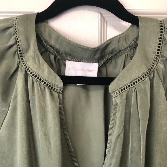 A COLLECTIVE STORY Annie Floral Smocked Mini Dress Dark Olive Large - Picture 5 of 13